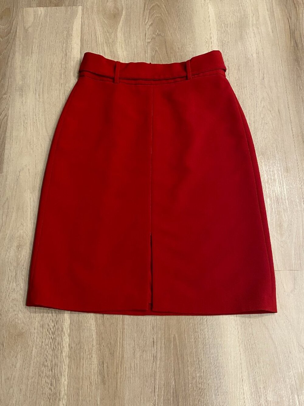 Banana Republic Red Belted Midi Pencil Skirt Size 4 Peekaboo Slit Office/Work - Picture 2 of 8